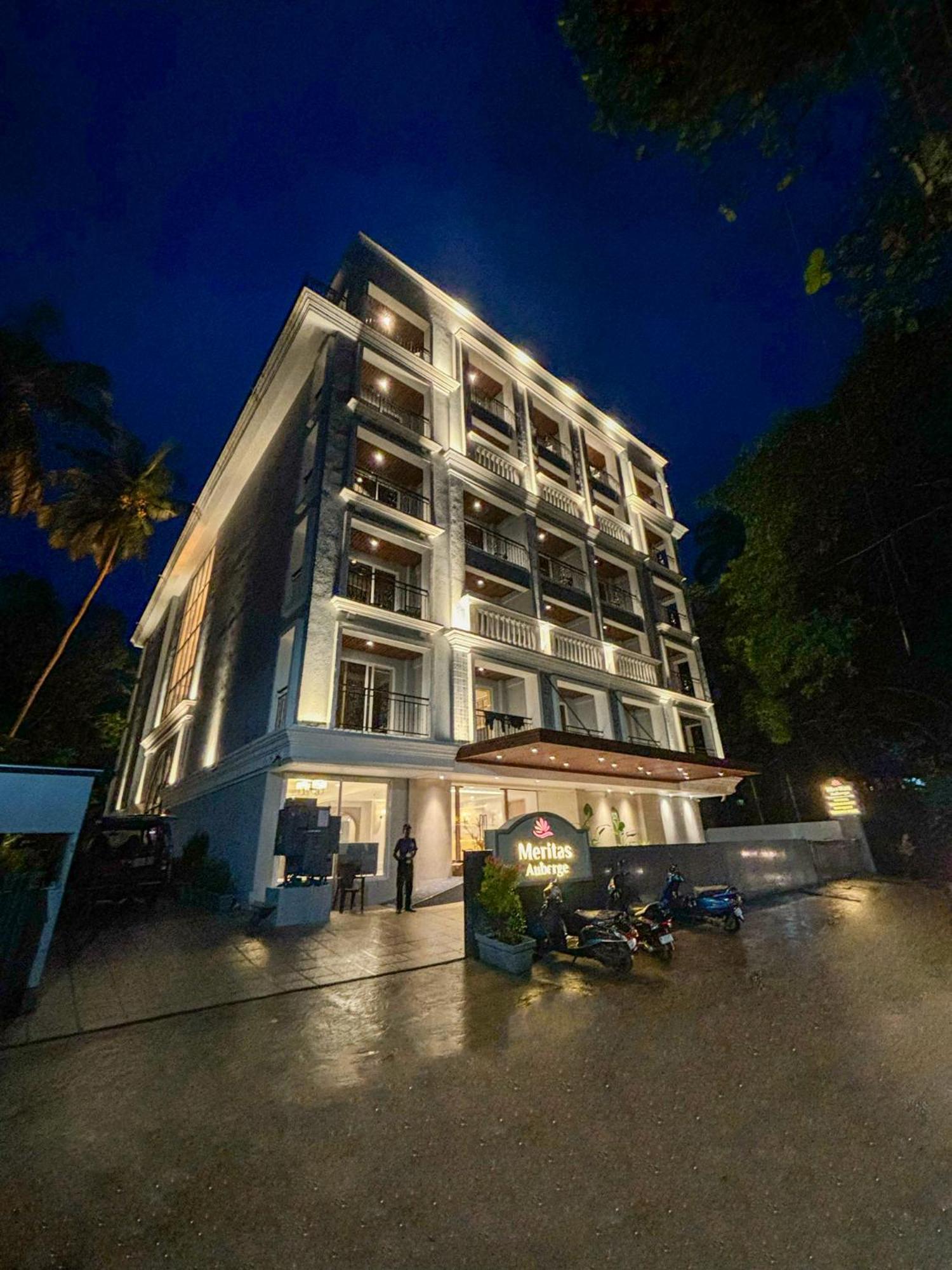 Meritas Auberge Calangute Goa Dış mekan fotoğraf